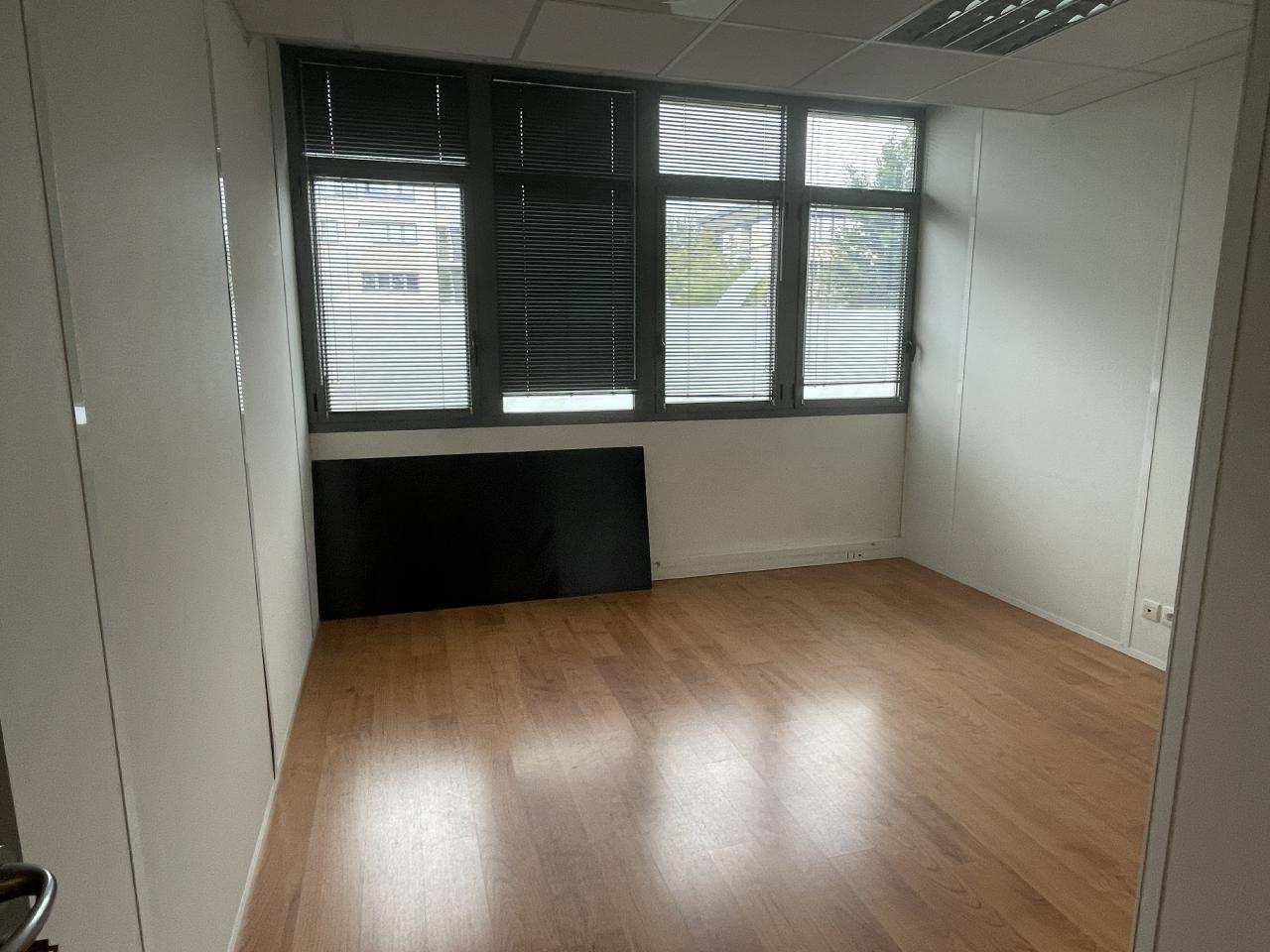 Bureau Saint-Grégoire 90m² Location bureau Saint-Grégoire Ille-et-Vilaine OLBUR2530765 0